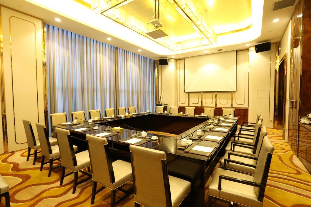 Jinjiang International Hotel Урумчи Экстерьер фото