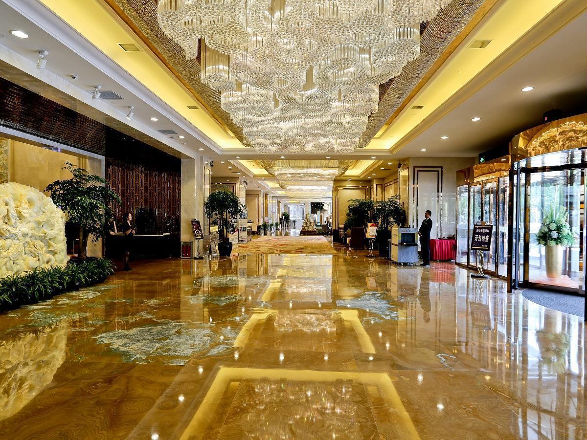 Jinjiang International Hotel Урумчи Экстерьер фото
