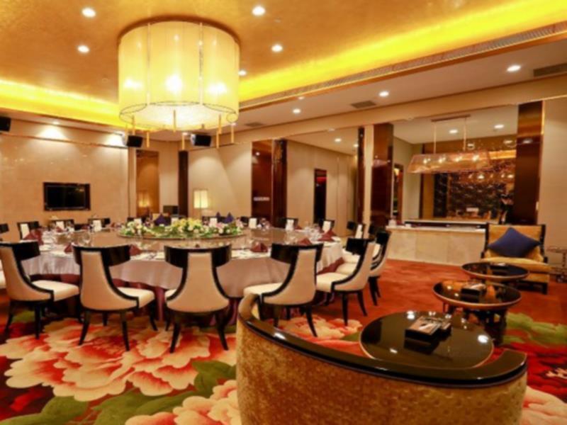 Jinjiang International Hotel Урумчи Экстерьер фото