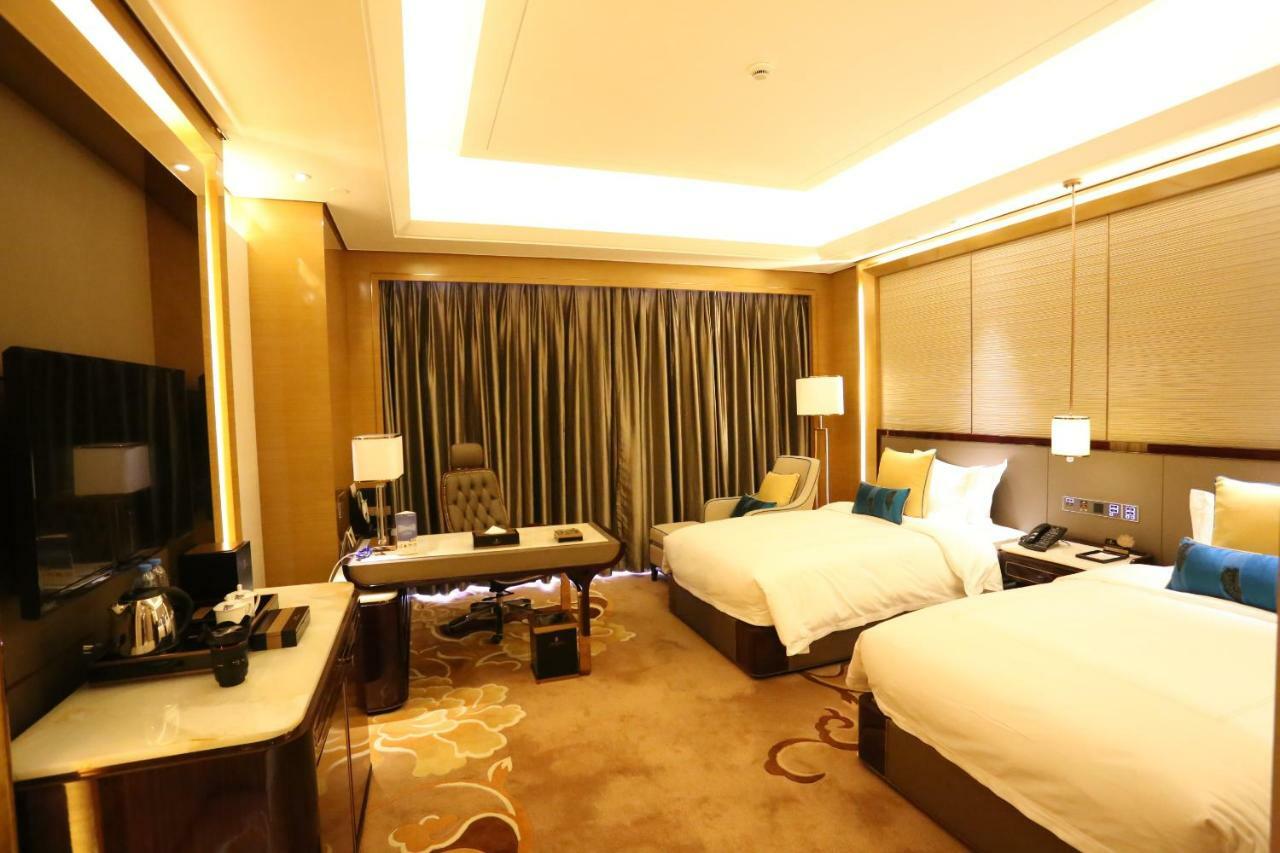 Jinjiang International Hotel Урумчи Экстерьер фото