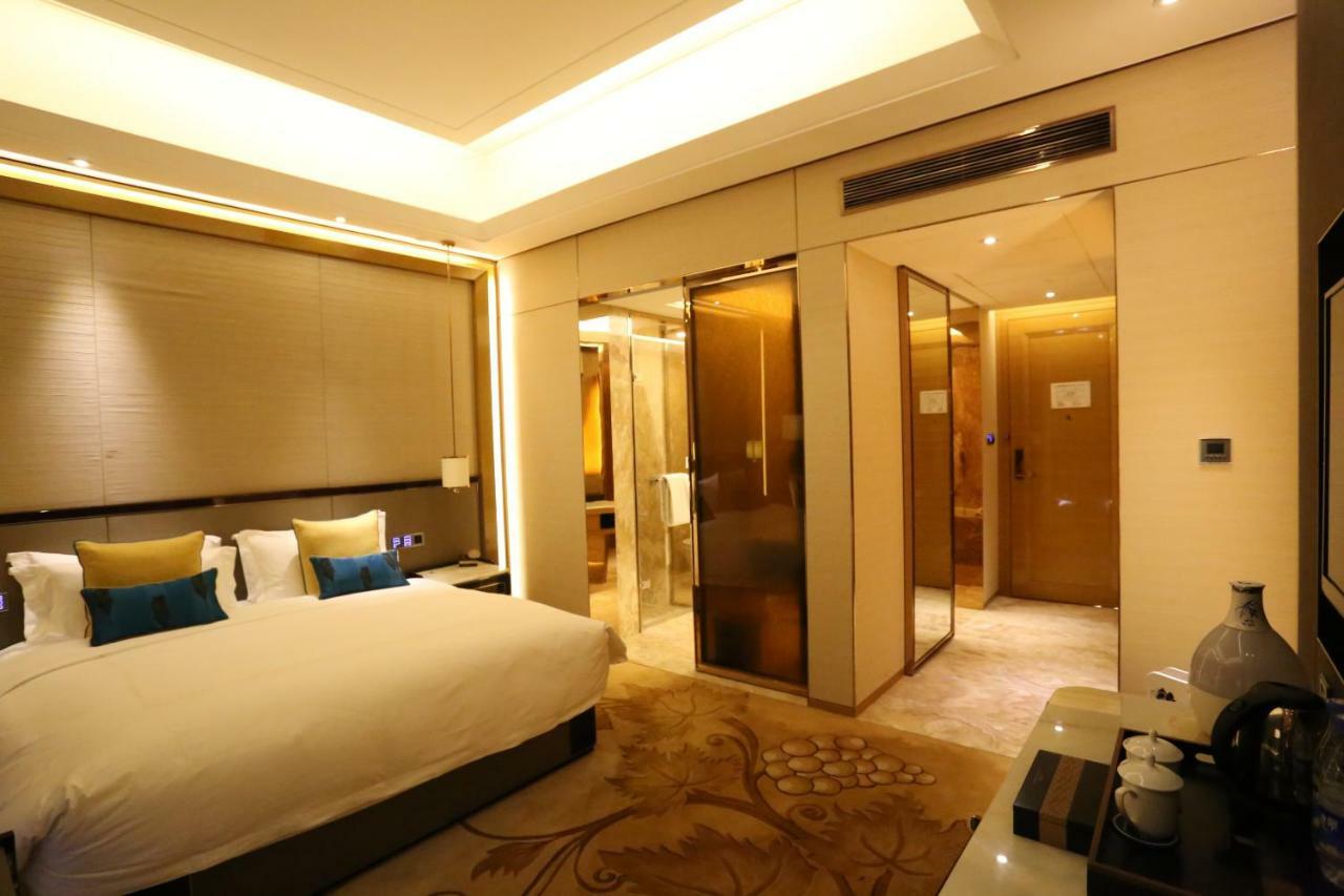 Jinjiang International Hotel Урумчи Экстерьер фото