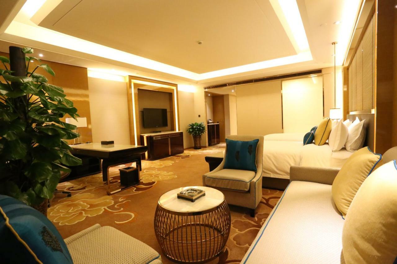 Jinjiang International Hotel Урумчи Экстерьер фото